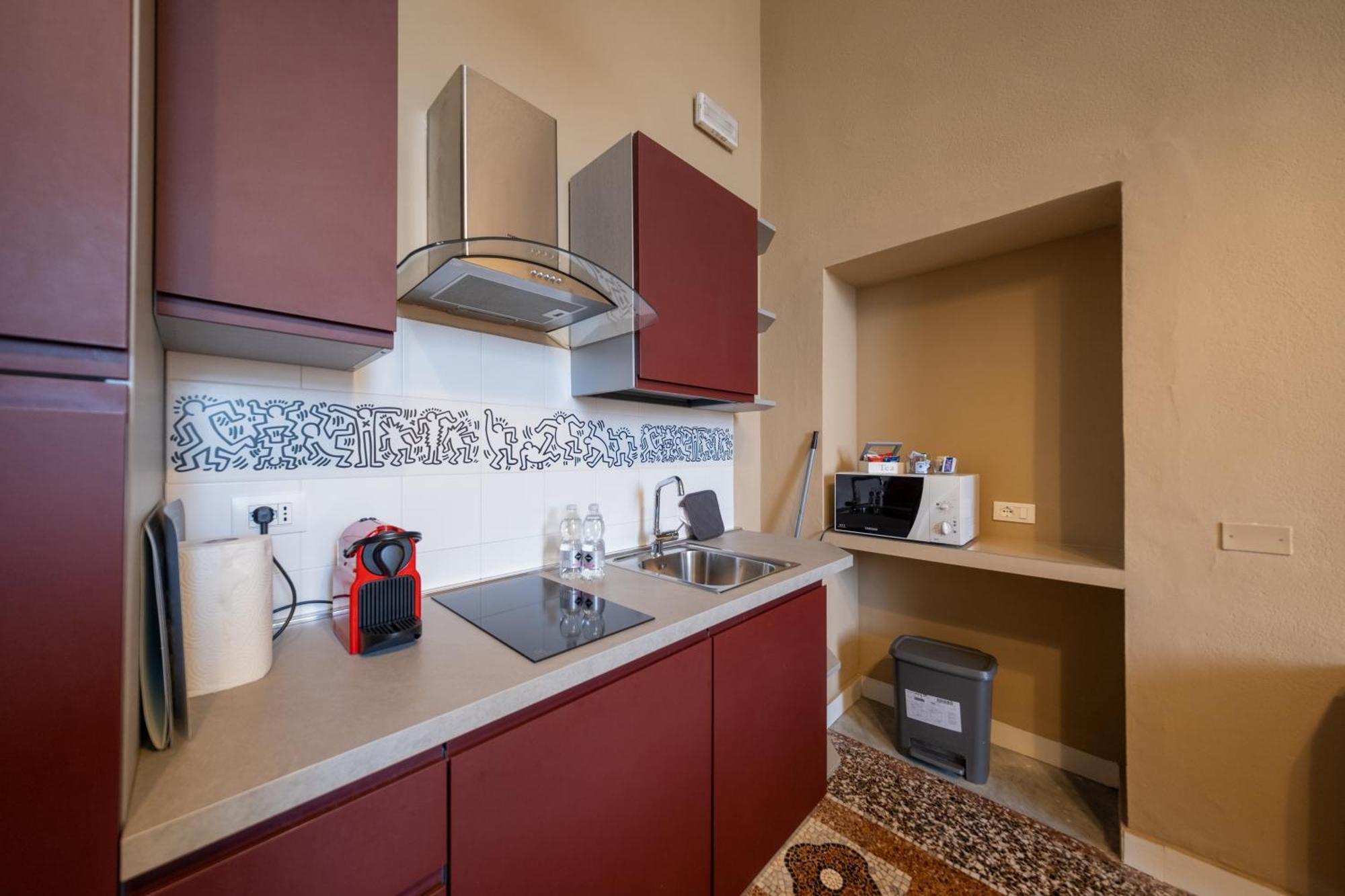 Lungarno Buozzi 7 Apartments بيزا المظهر الخارجي الصورة