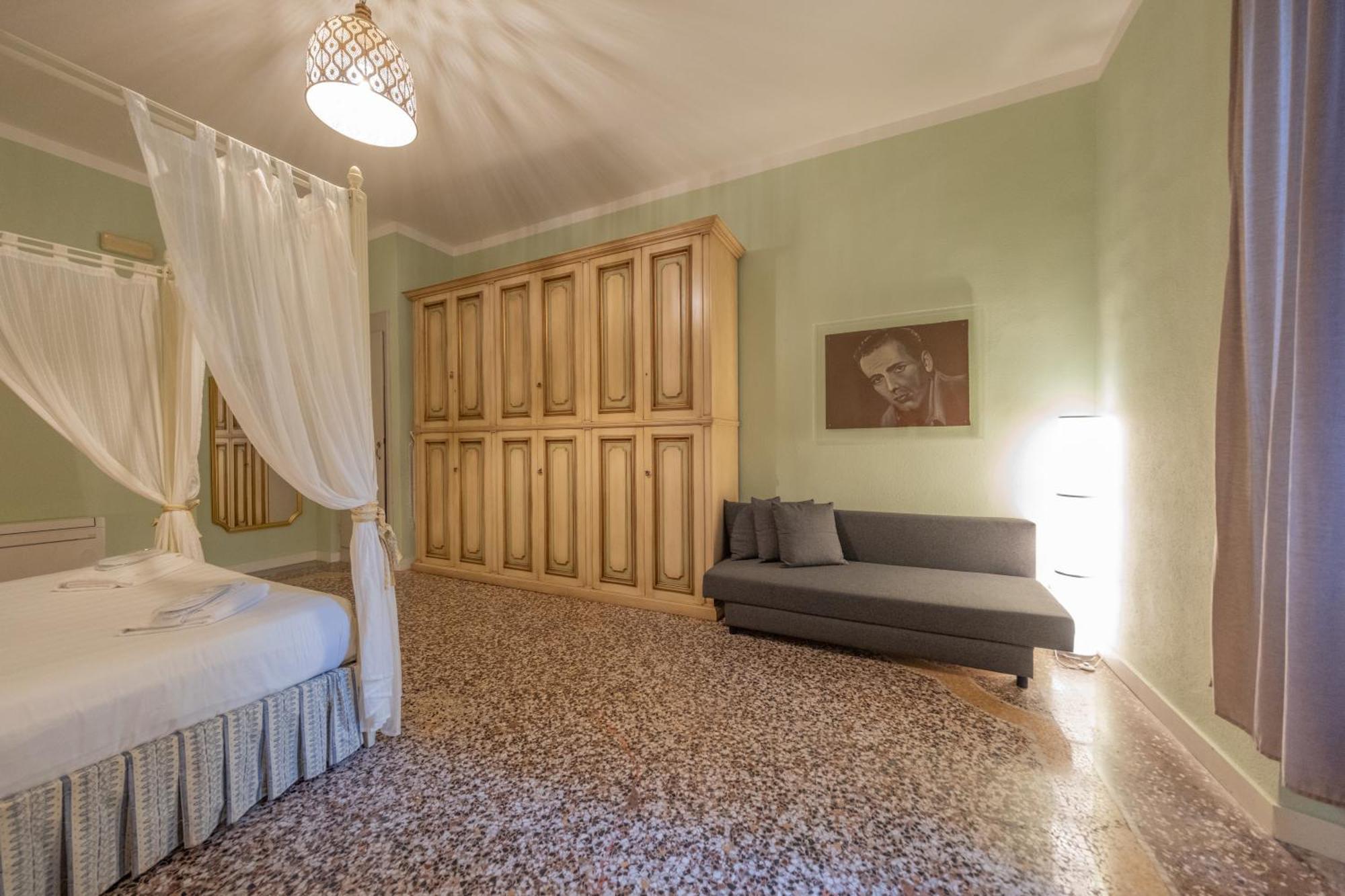 Lungarno Buozzi 7 Apartments بيزا المظهر الخارجي الصورة